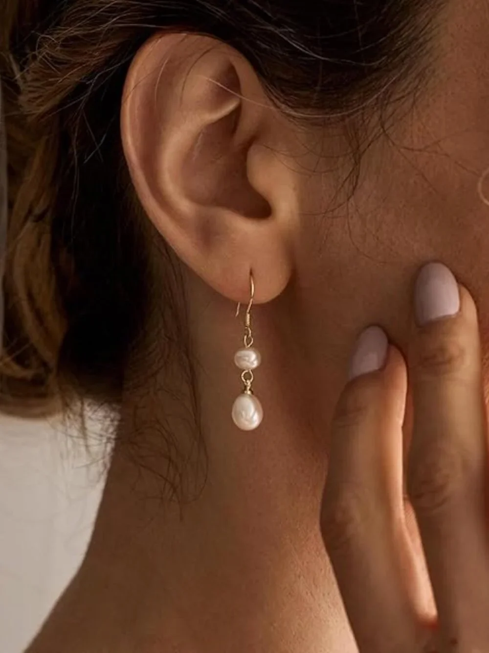 Aretes de perlas de oro para mujer, a la moda, hipoalergénicos, chapados en oro